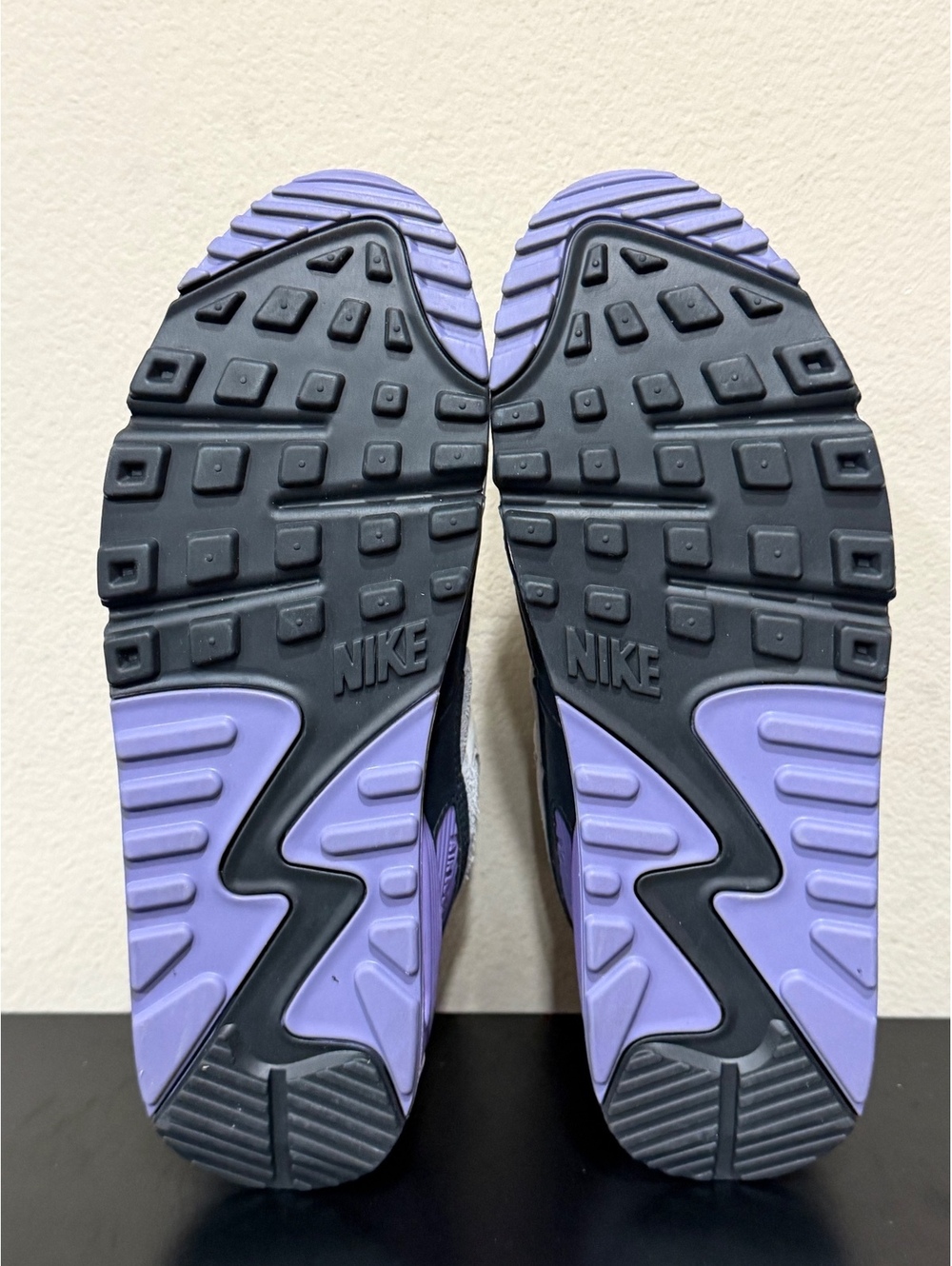 Size 8 - Nike Air Max 90 “Dusty Amethyst” - Picture 4 of 6